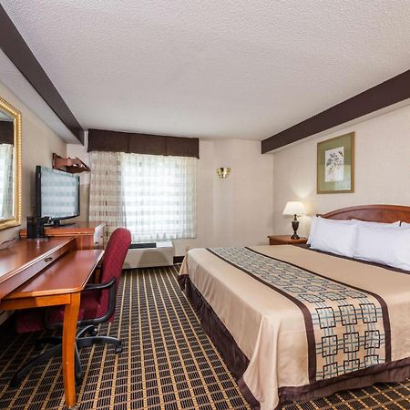 Days Inn By Wyndham Yadkinville Extérieur photo