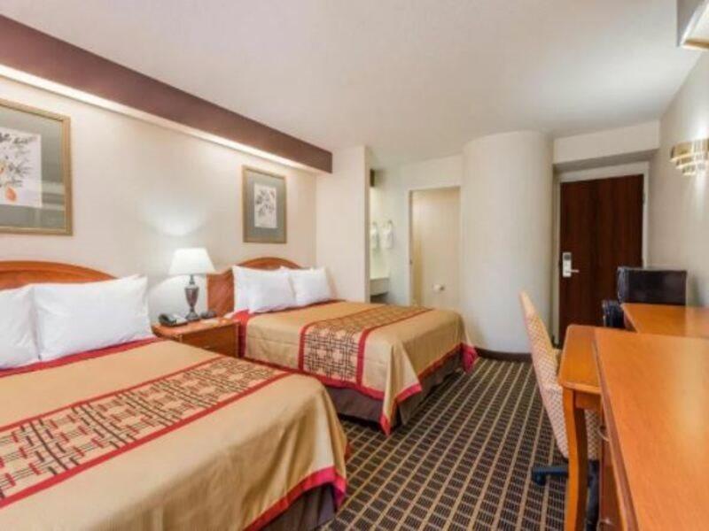 Days Inn By Wyndham Yadkinville Extérieur photo