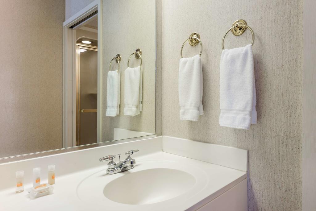 Days Inn By Wyndham Yadkinville Extérieur photo